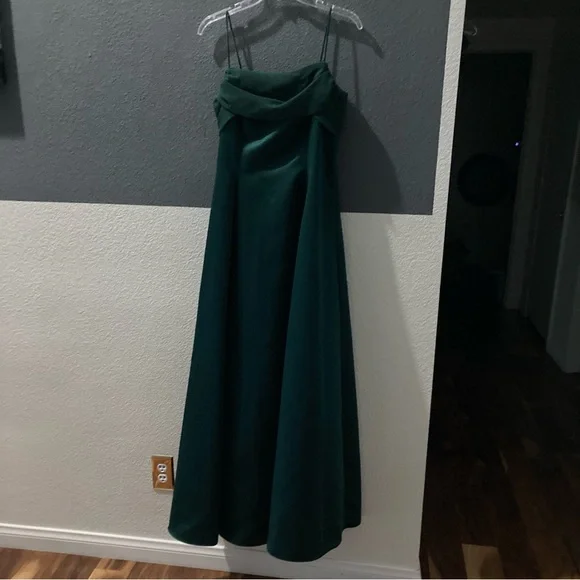 BETSY & ADAM Women's Formal Dress Hunter Green Size 8 - Picture 5 of 10